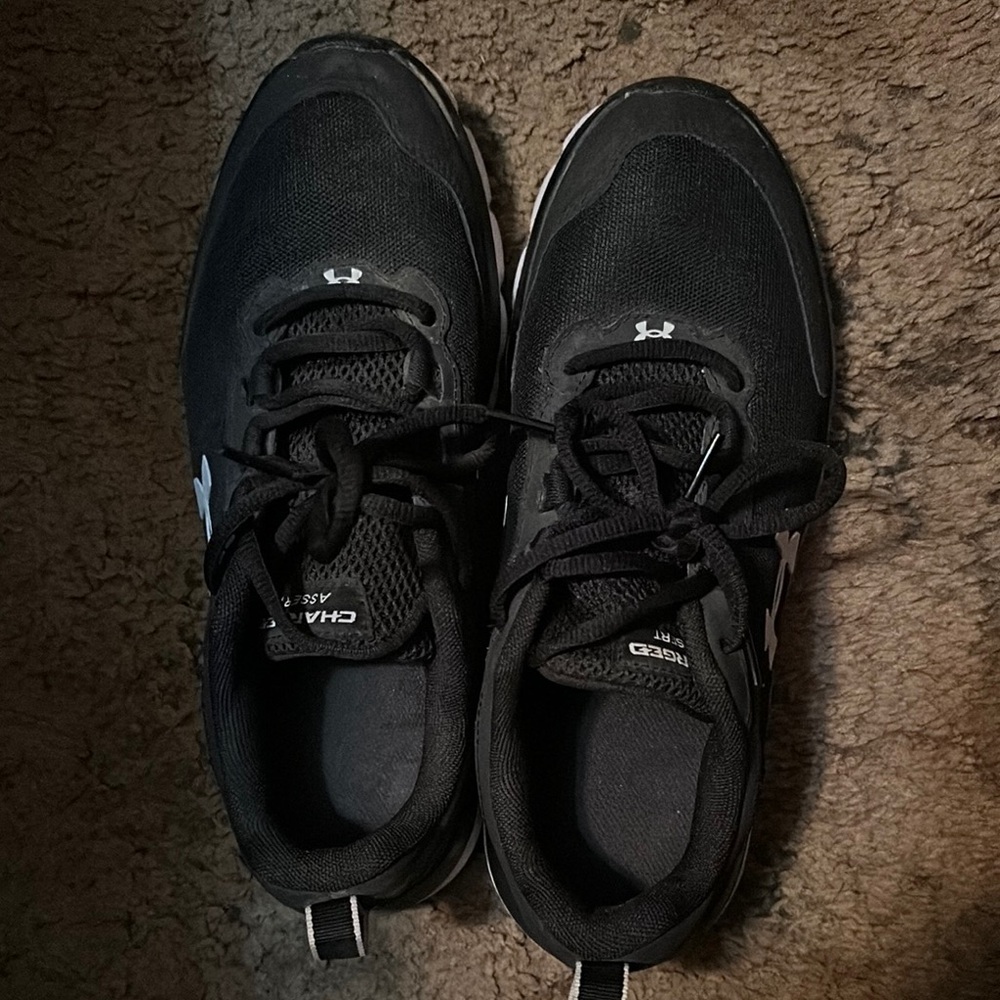 Under Armour Black Athletic Shoes for Performance